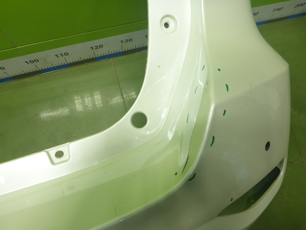 Бампер задний