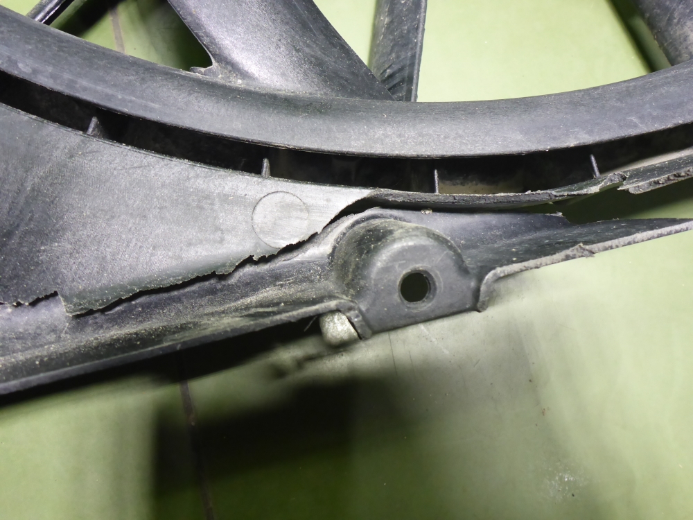 Вентилятор радиатора