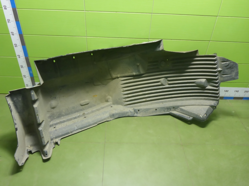 Крыло переднее левое передняя часть