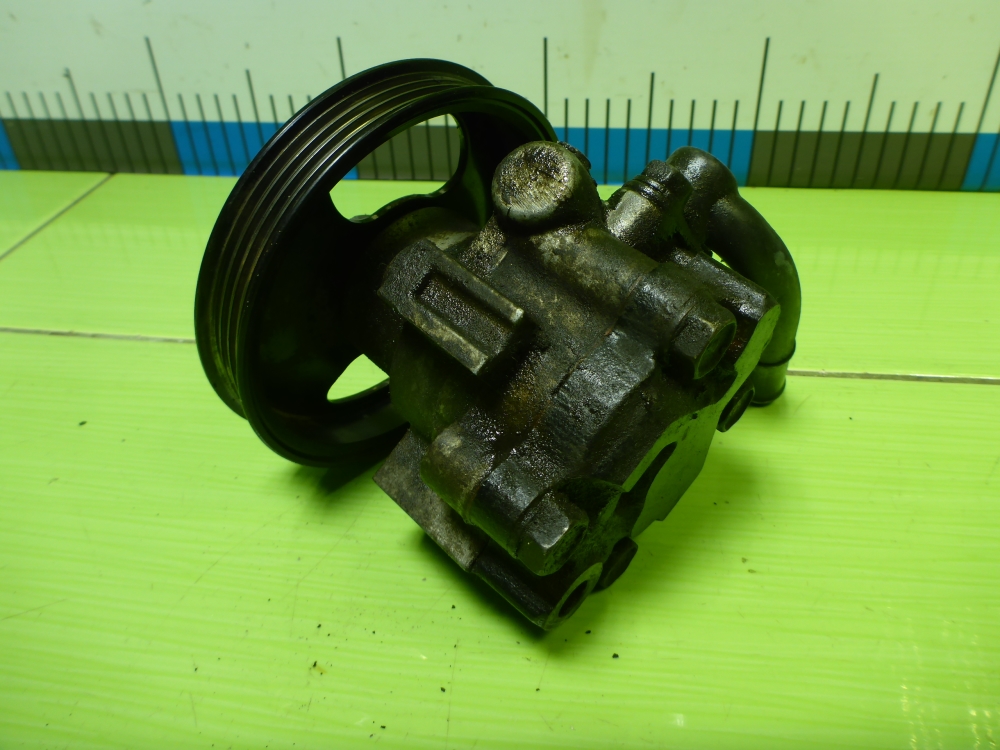 Насос ГУР (гидроусилитель руля)