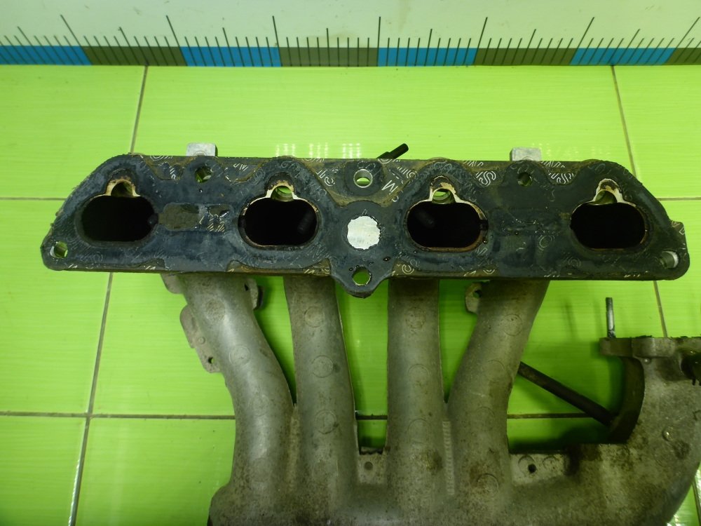 Коллектор впускной