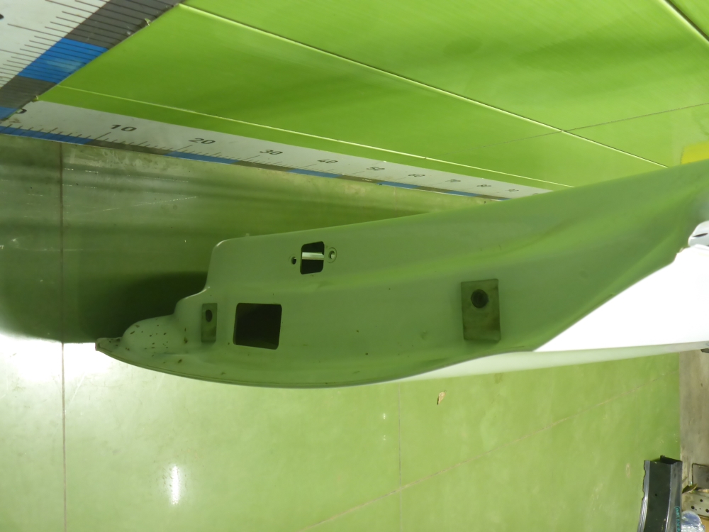 Дверь передняя левая