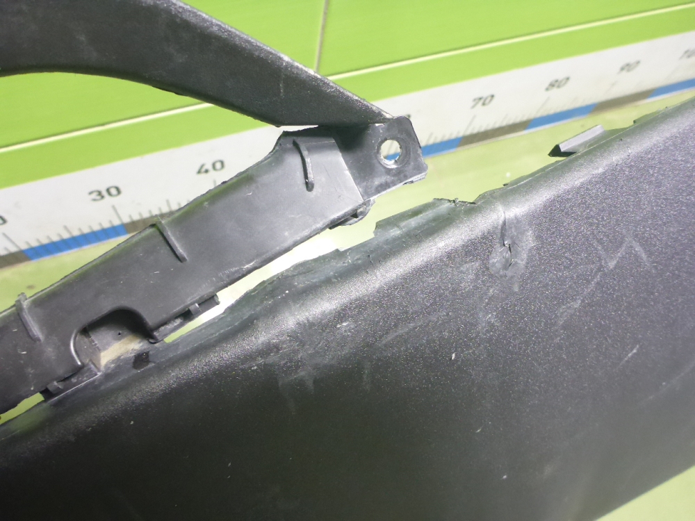 Бампер задний