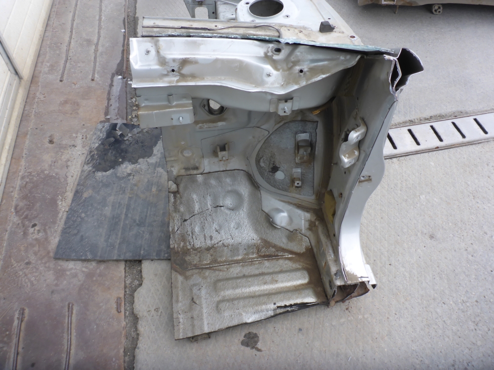 Лонжерон передний правый