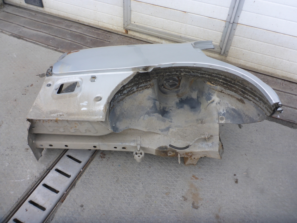 Крыло заднее правое