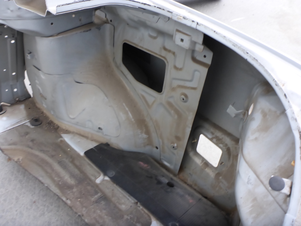 Крыло заднее правое