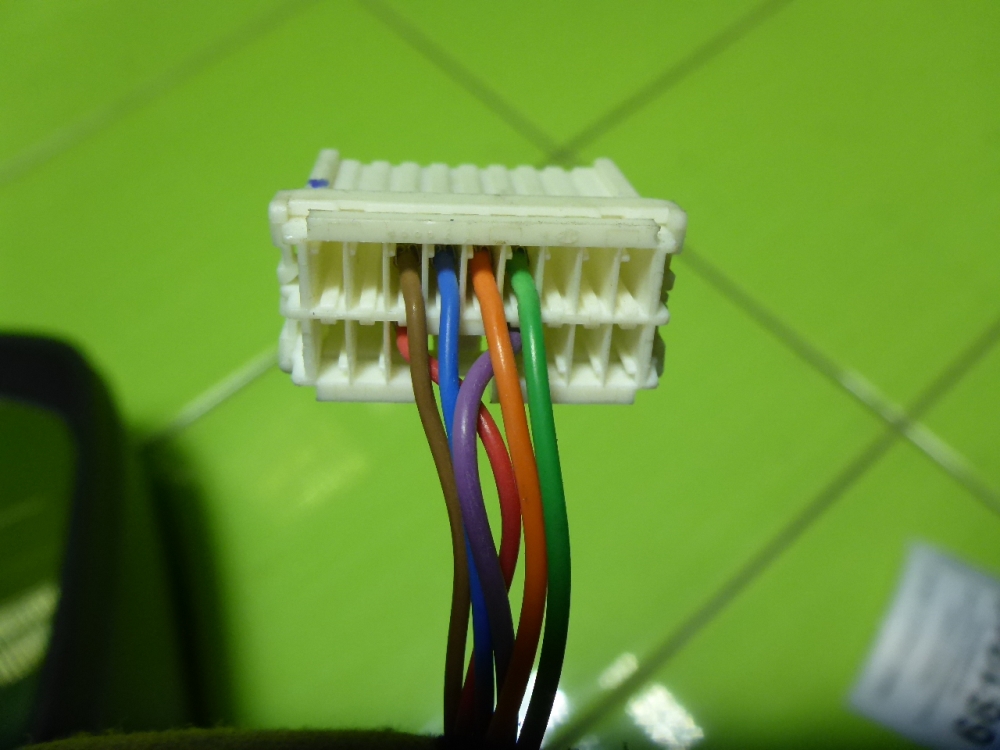 Зеркало правое электрическое