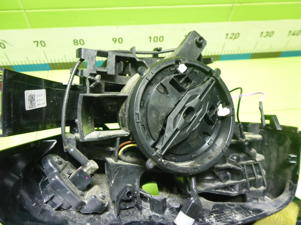 Зеркало левое электрическое