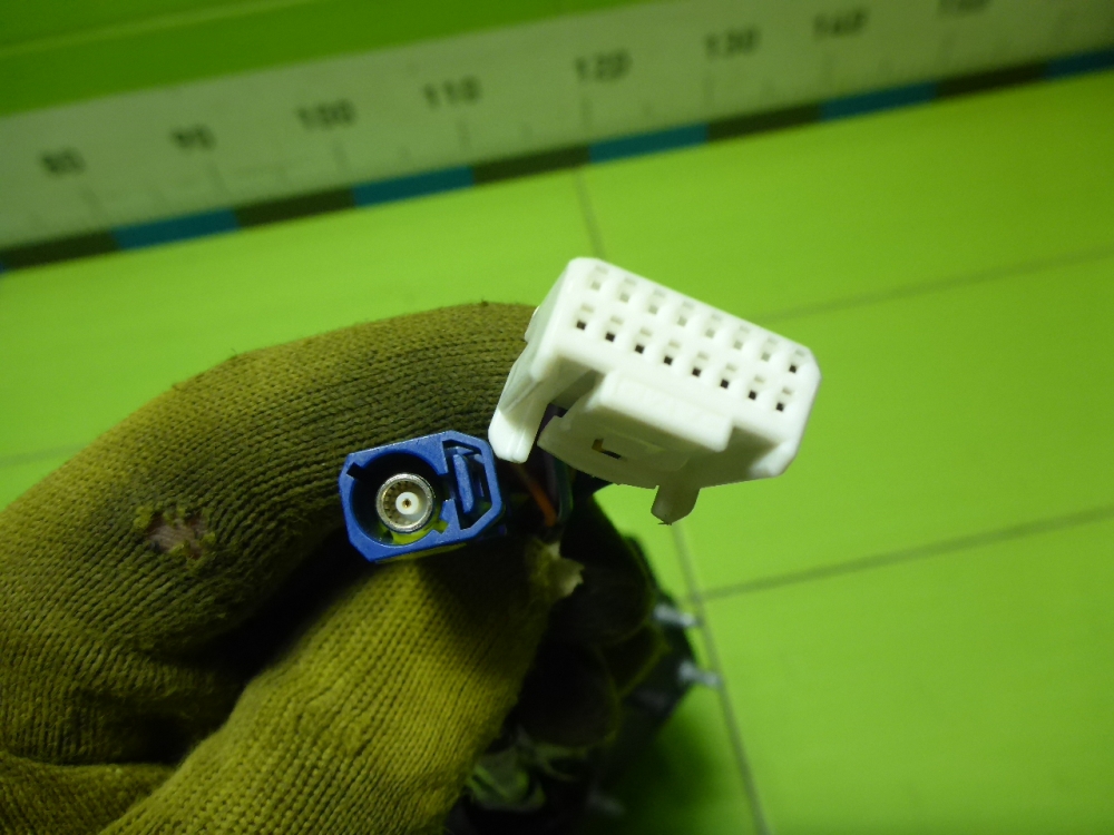 Зеркало левое электрическое