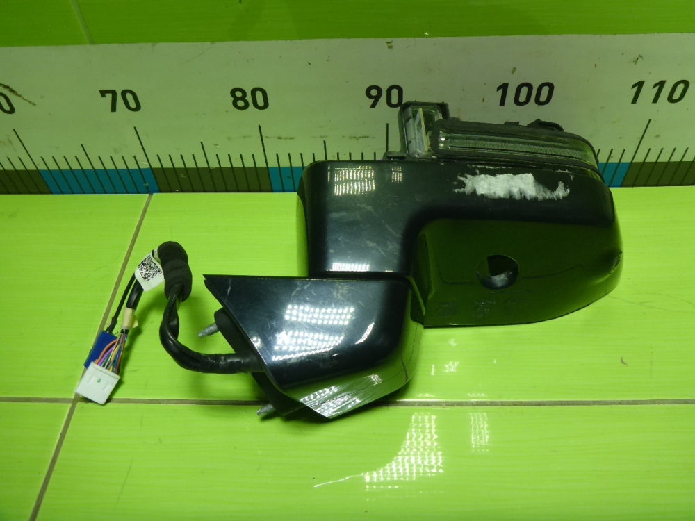 Зеркало левое электрическое