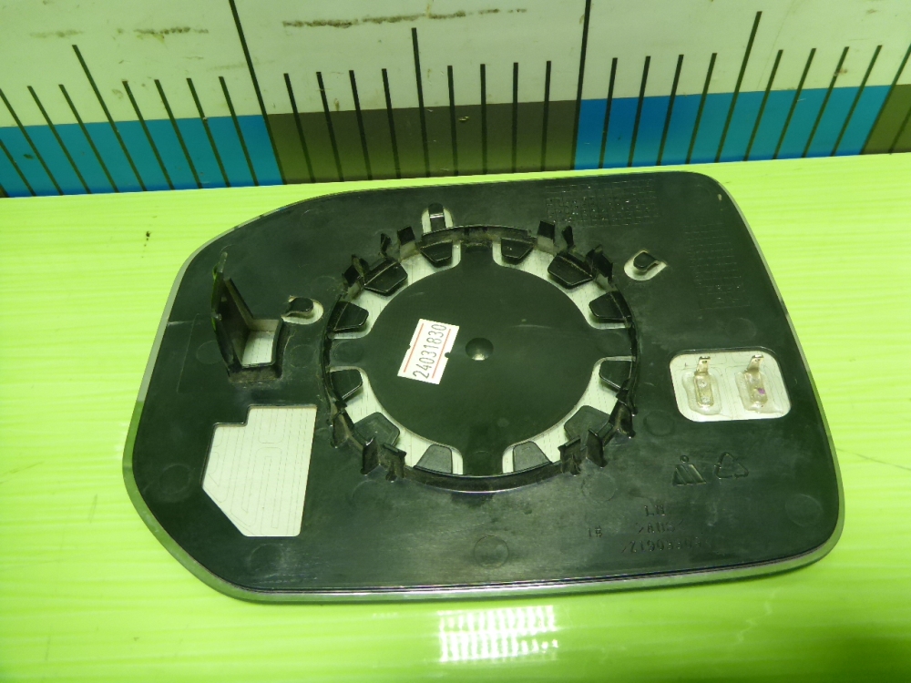 Стекло зеркала электрического левого