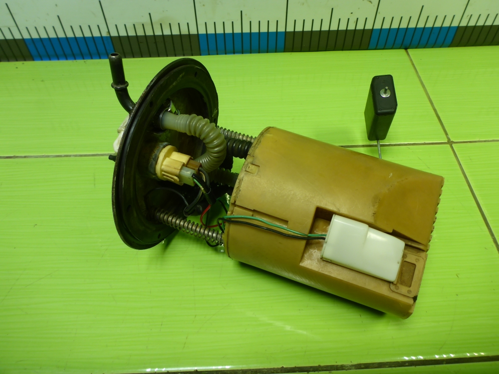 Насос топливный электрический