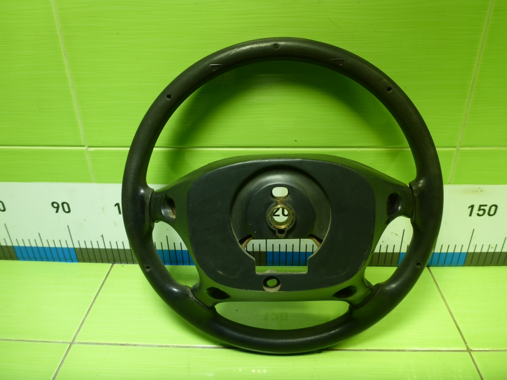 Рулевое колесо (руль)