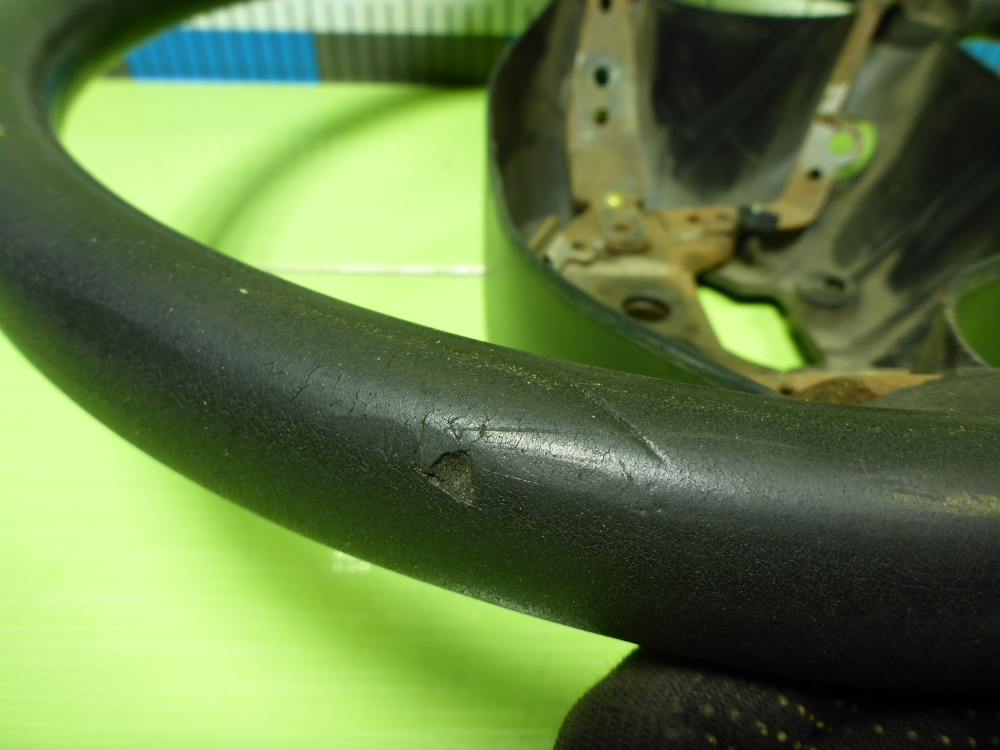 Рулевое колесо (руль)