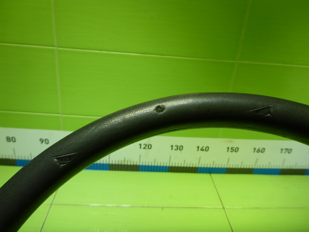 Рулевое колесо (руль)