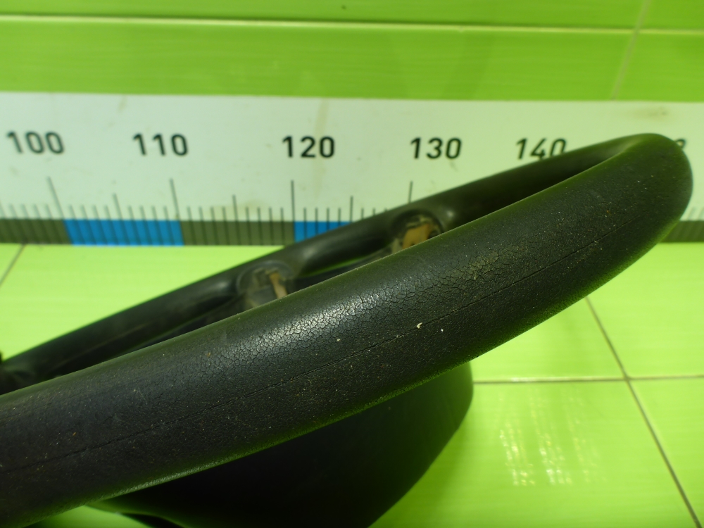 Рулевое колесо (руль)