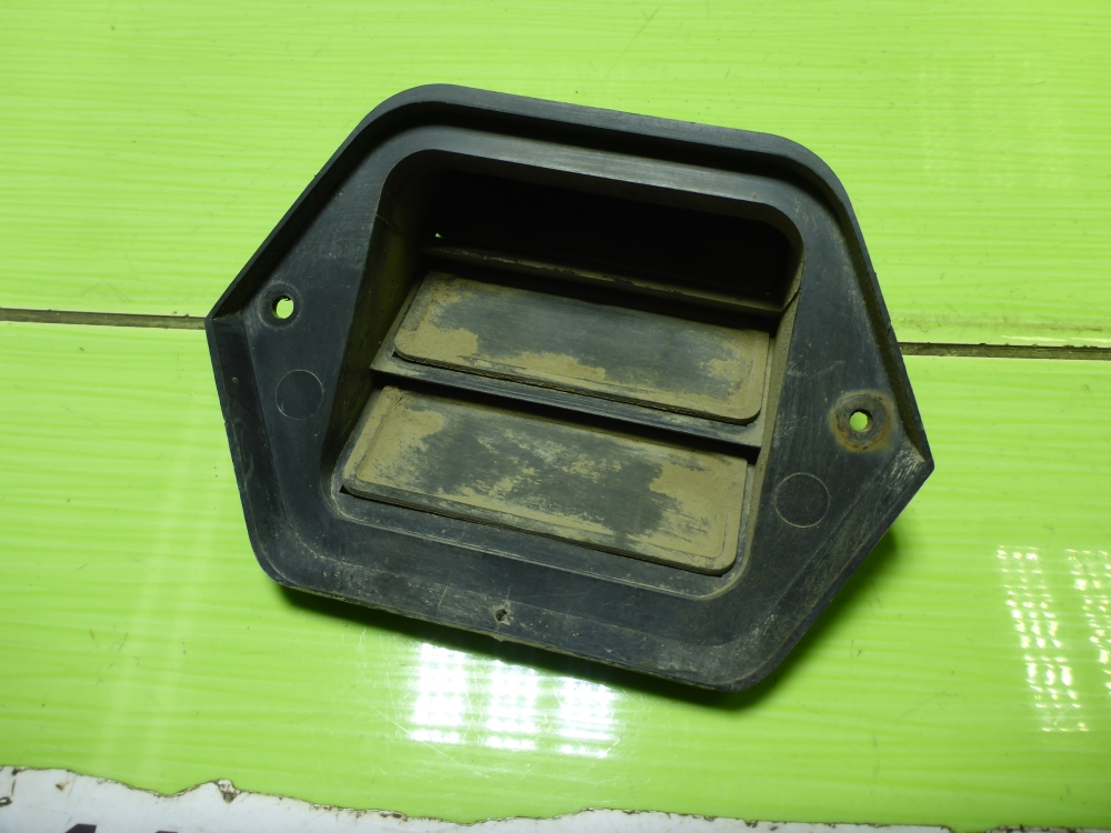 Клапан вентиляции топливного бака