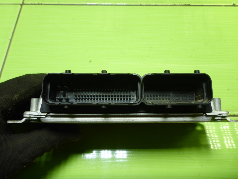 Блок управления двигателем