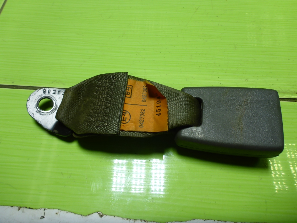 Ответная часть ремня безопасности