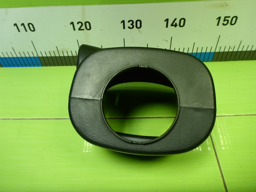 Кожух рулевой колонки