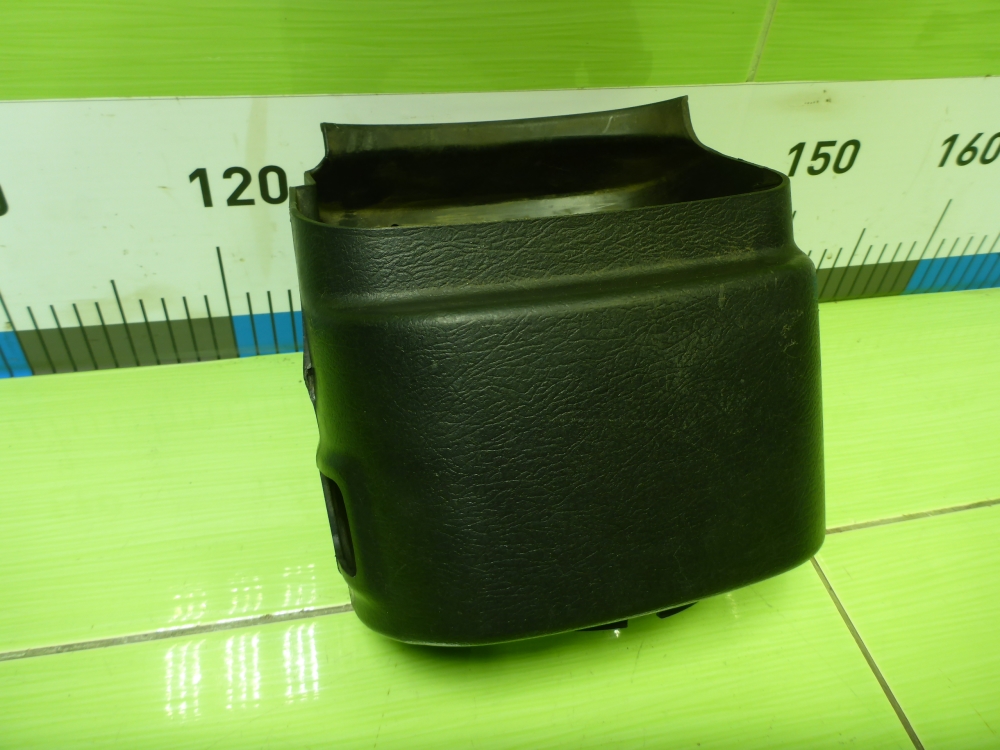 Кожух рулевой колонки