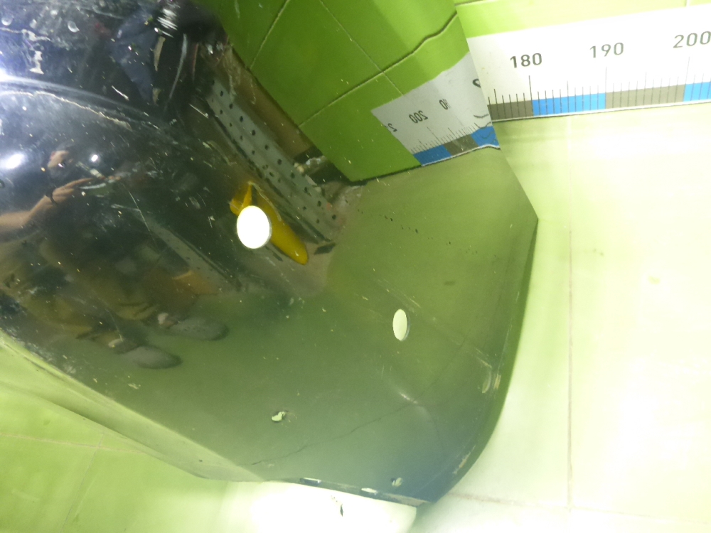 Бампер задний