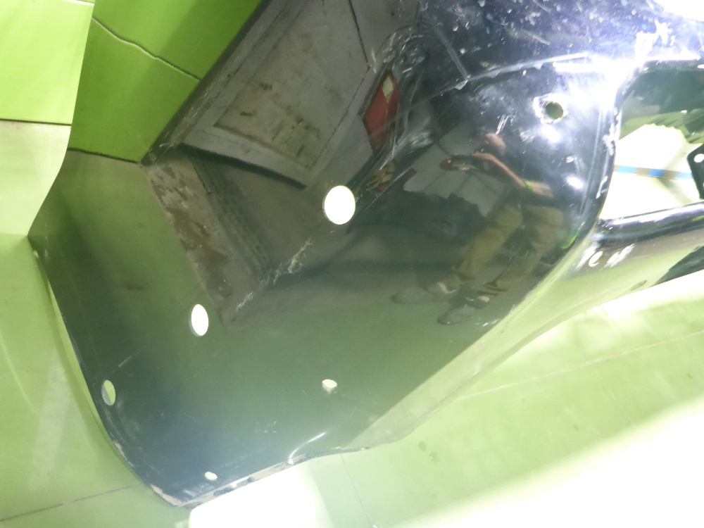 Бампер задний