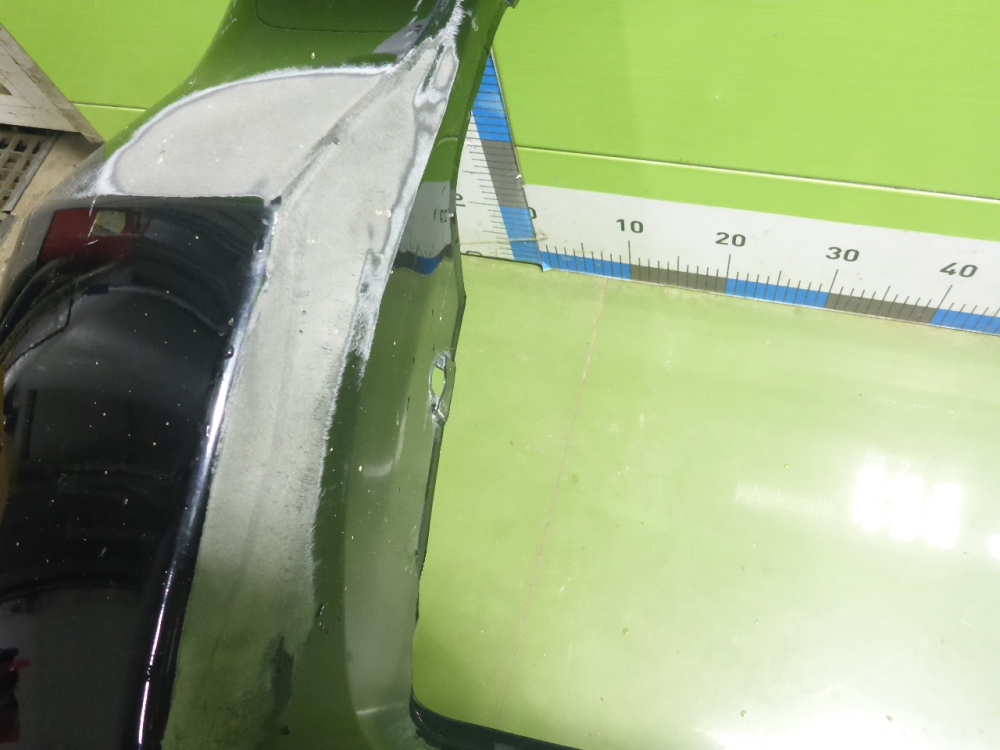 Бампер задний