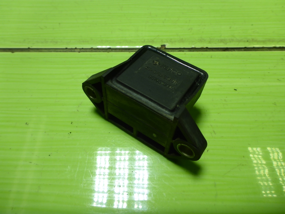 Датчик ускорения