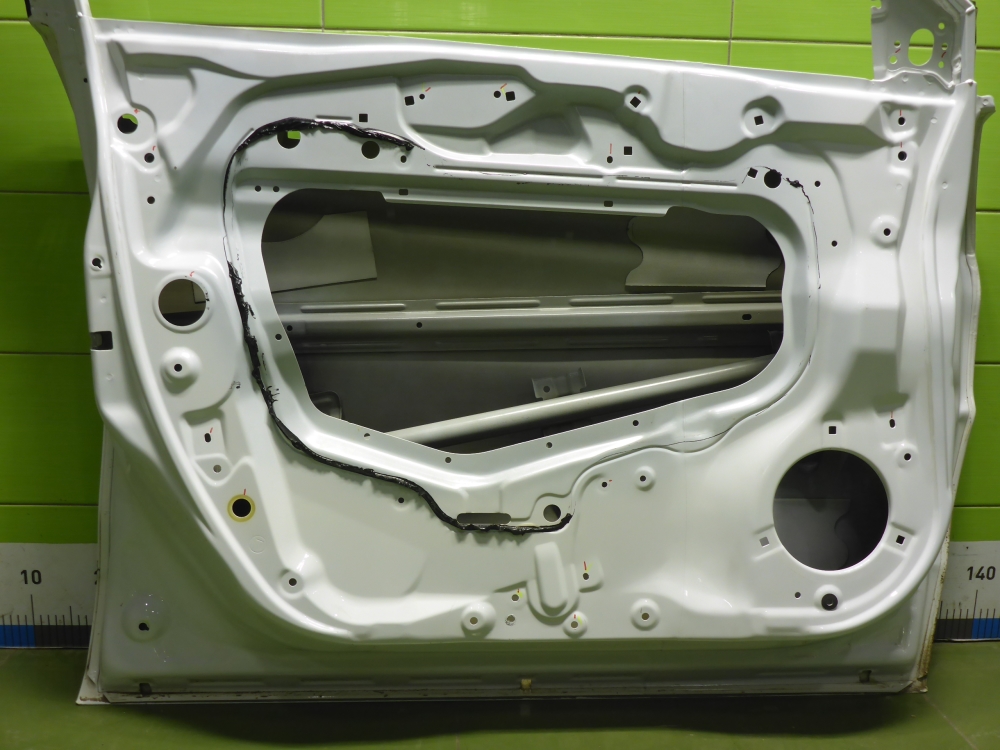 Дверь передняя левая