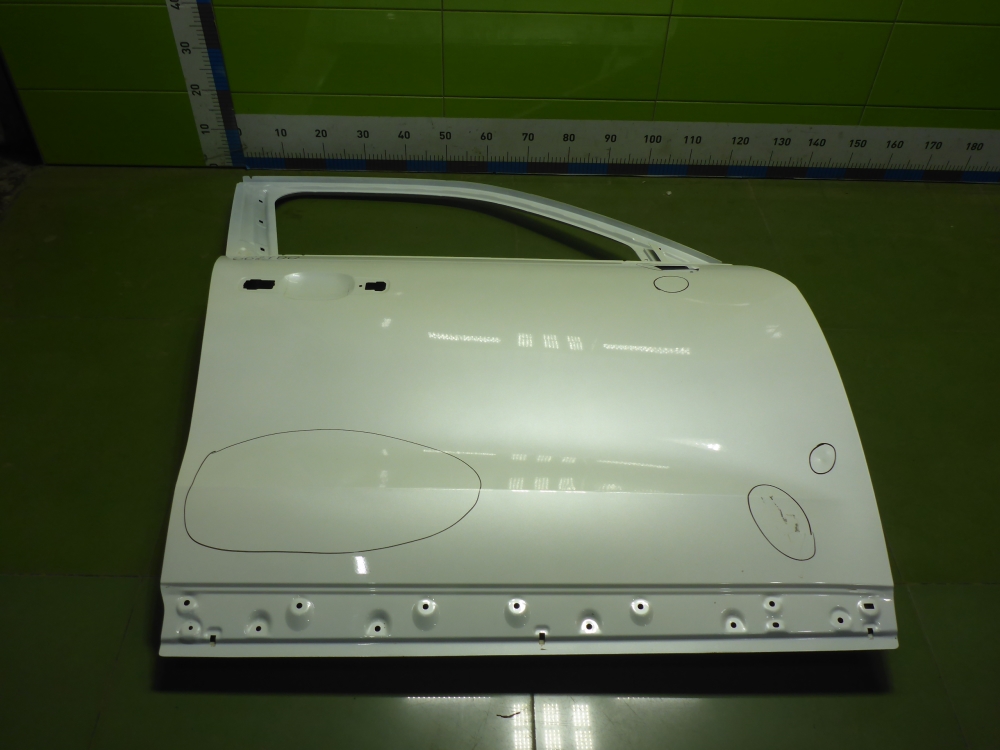 Дверь передняя правая