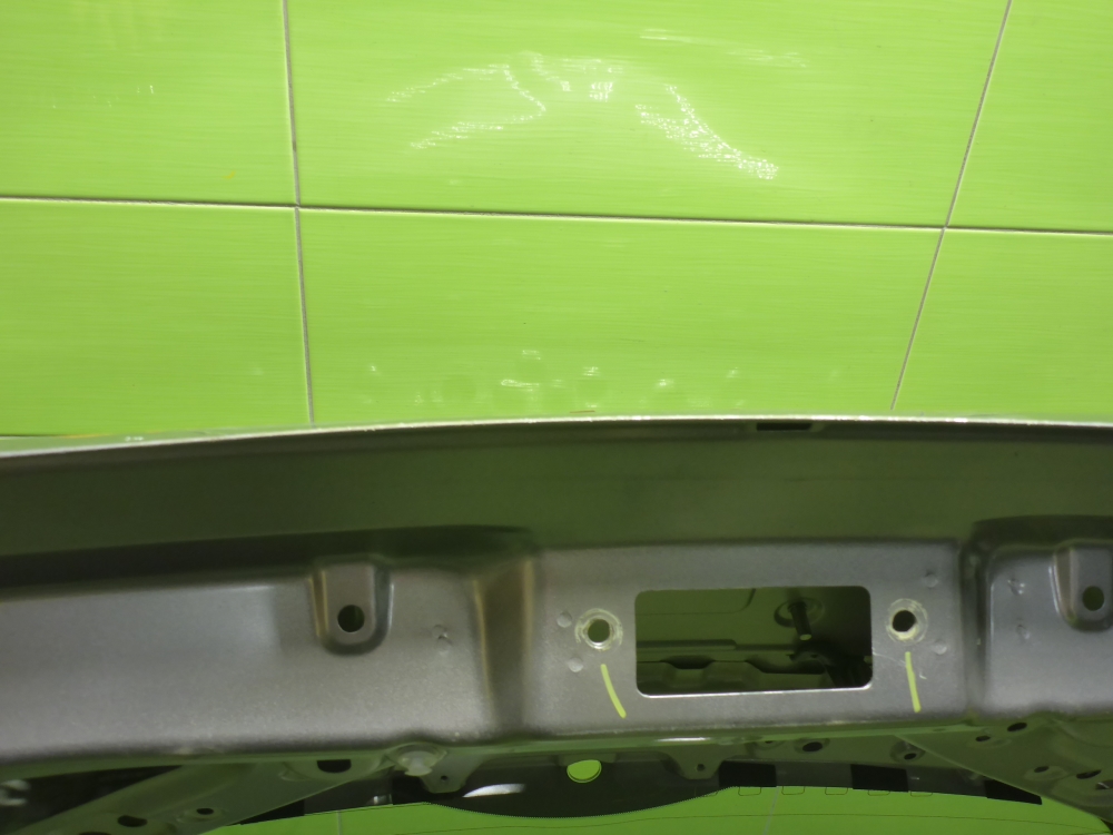 Дверь багажника