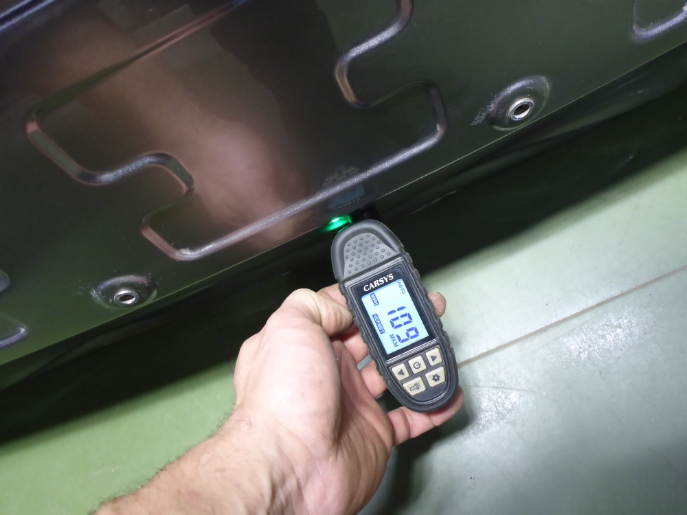 Дверь багажника