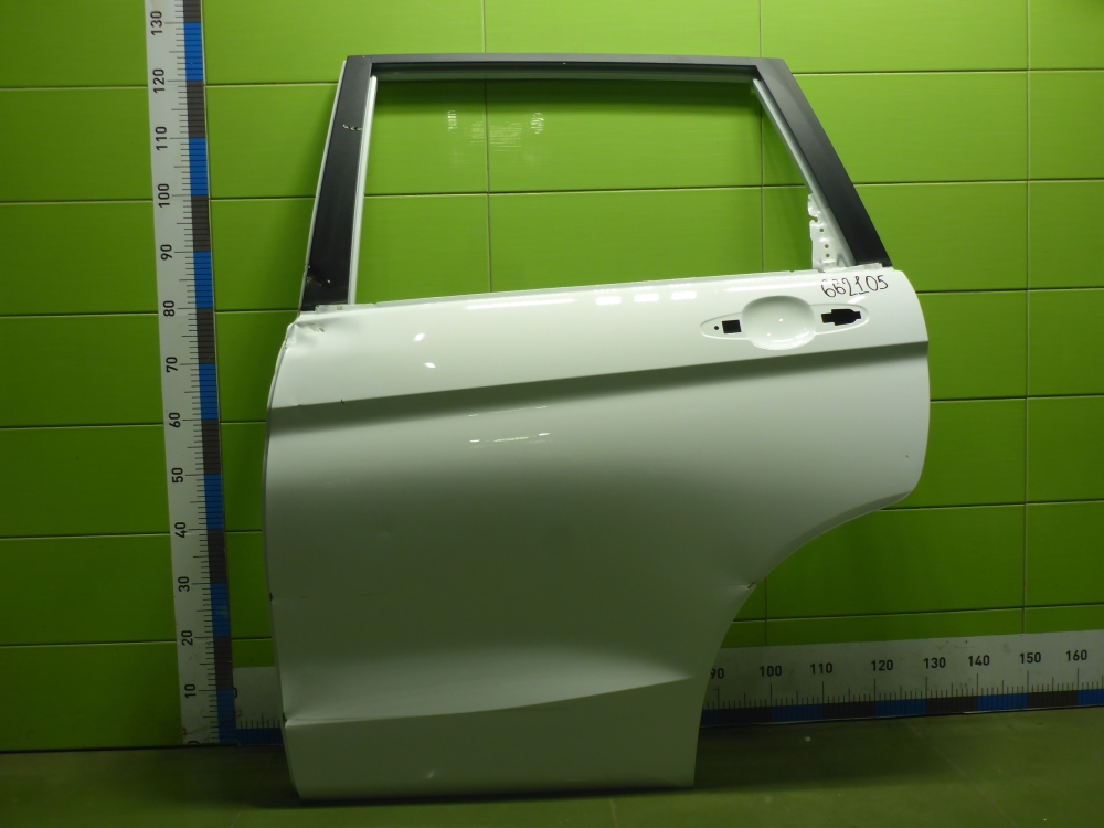 Дверь задняя левая