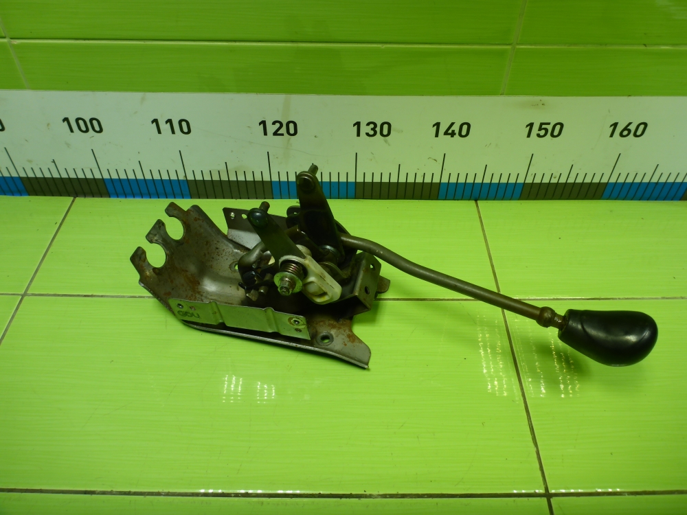 Кулиса МКПП / АКПП