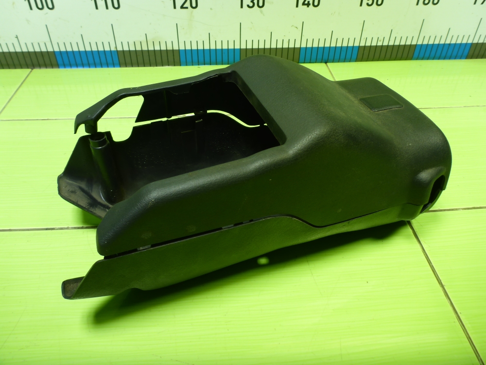 Кожух рулевой колонки