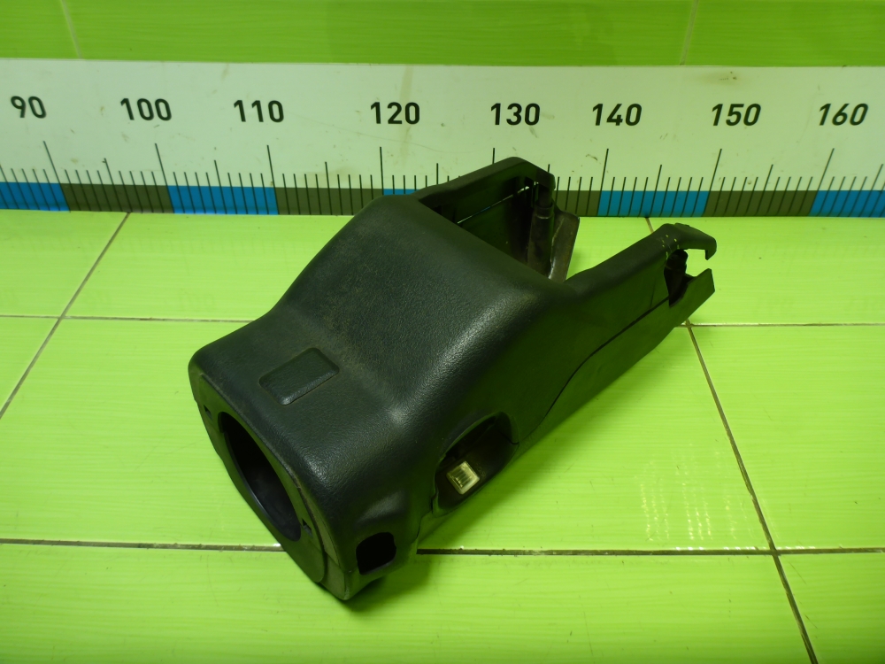 Кожух рулевой колонки