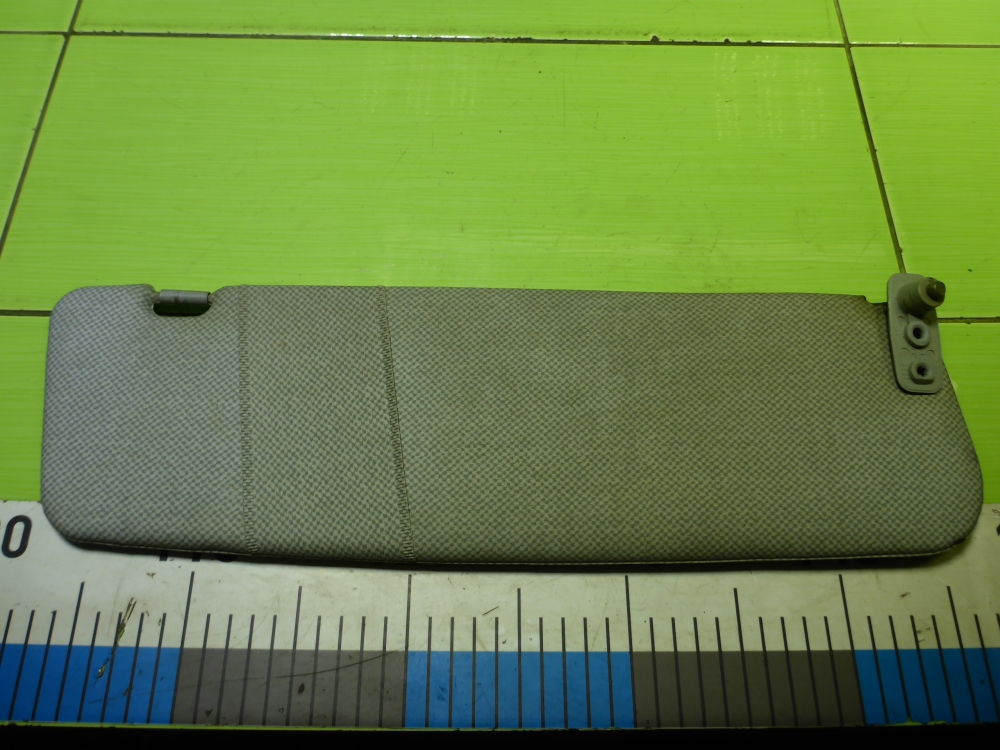 Козырек солнцезащитный