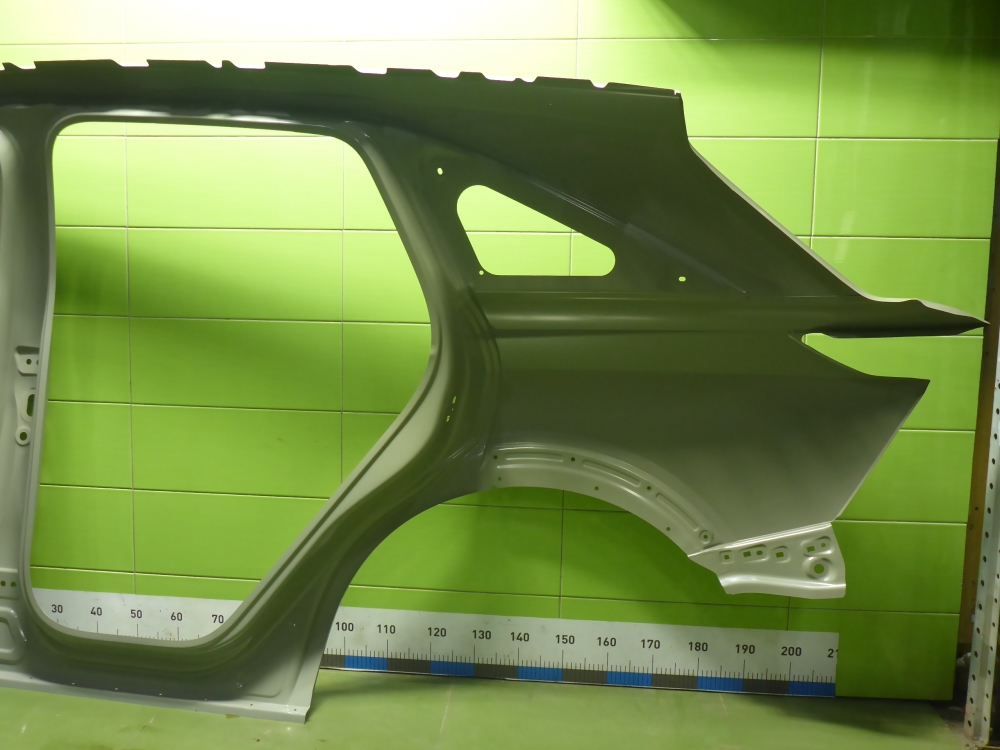 Кузовной элемент