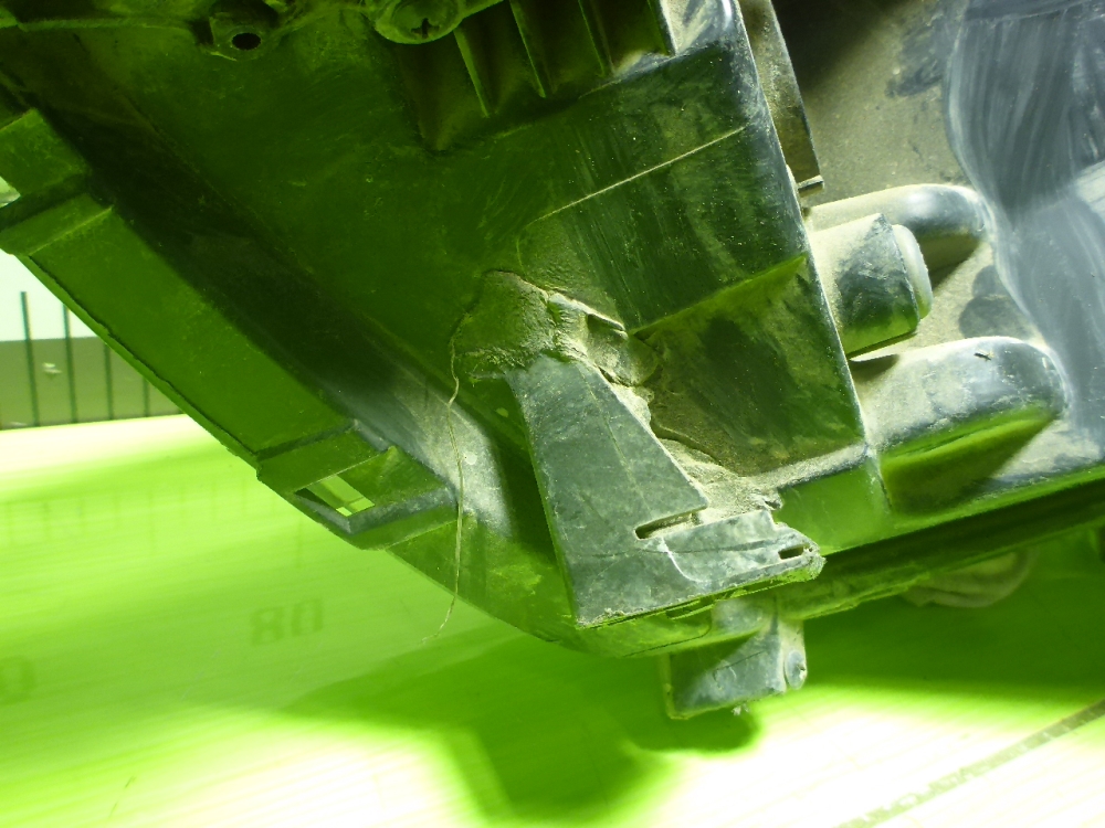 Фара правая