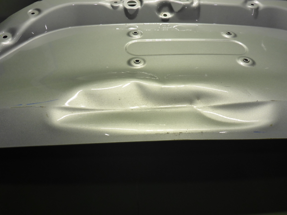 Дверь багажника