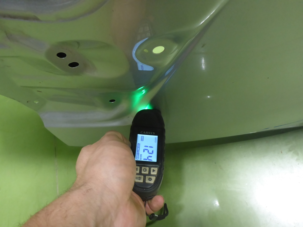 Дверь багажника