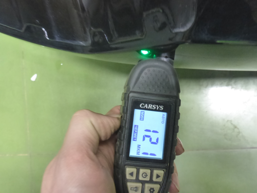 Дверь багажника