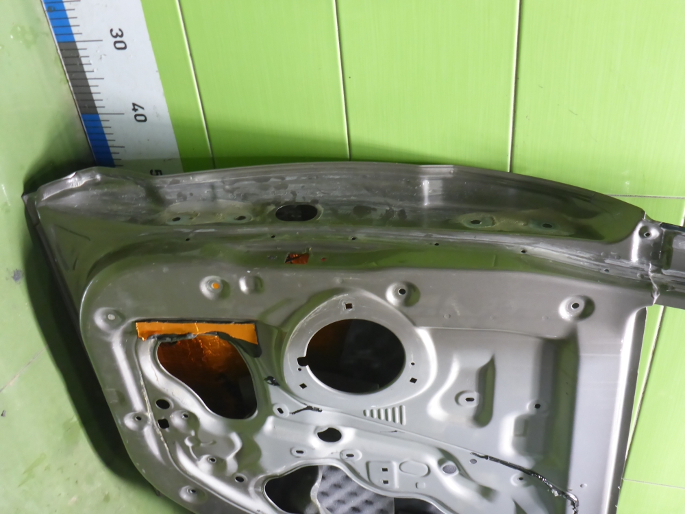 Дверь задняя правая