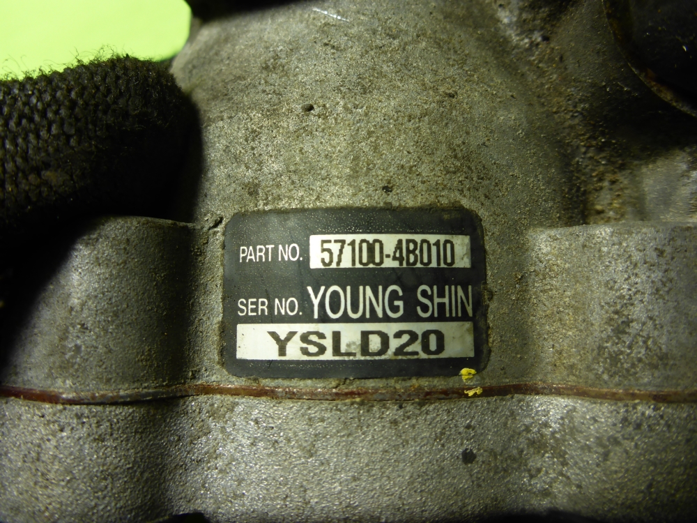 Насос ГУР (гидроусилитель руля)