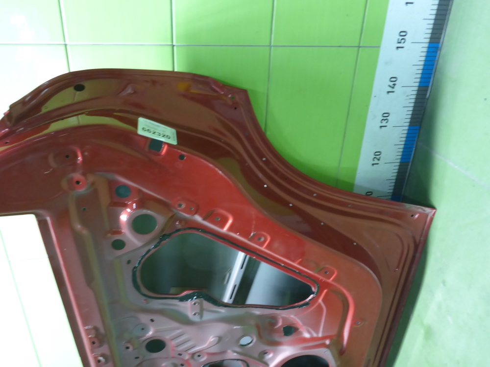 Дверь задняя правая