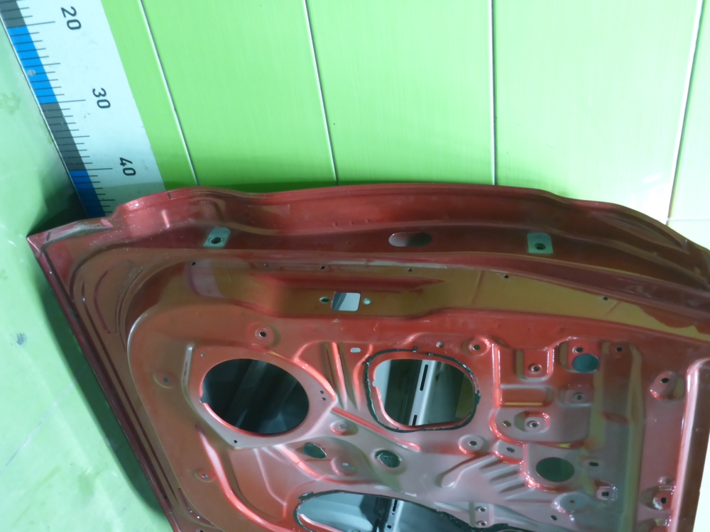 Дверь задняя правая