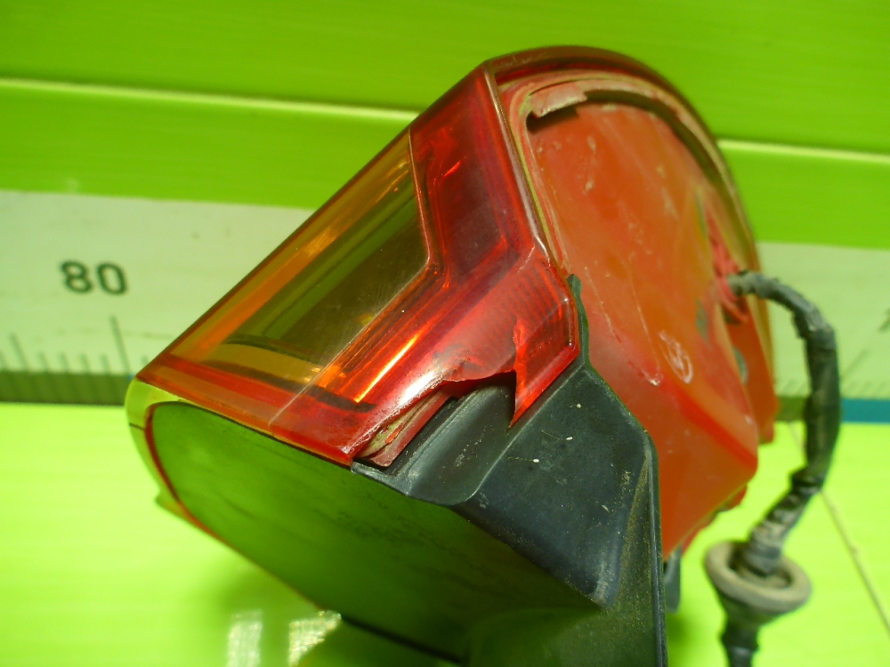 Фонарь задний наружный правый