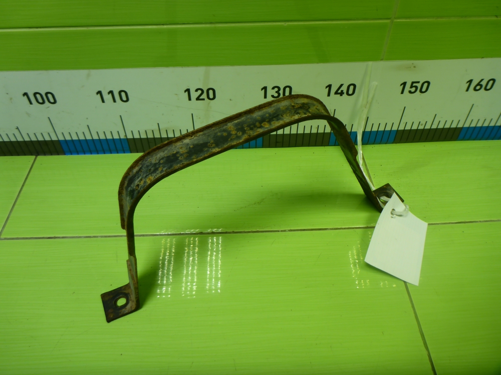 Лента крепления бензобака