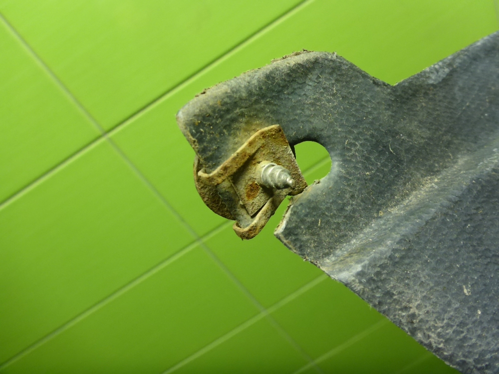 Локер передний правый